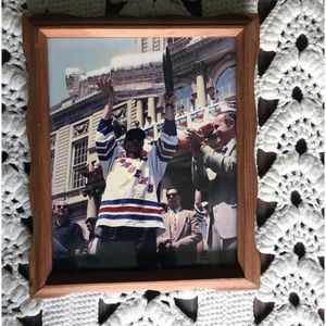 New York Ranger Stanley Cup Champions ‘93 Glossy Framed Mark Messier Parade